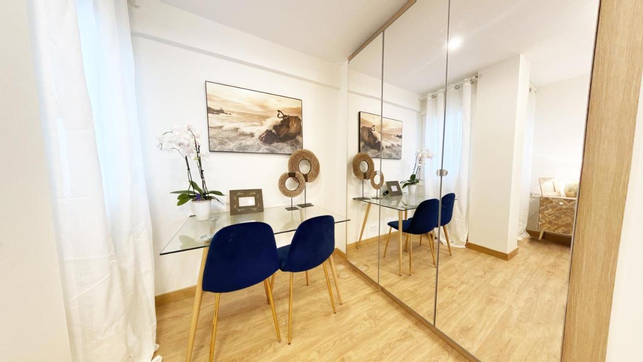 Paradise Luxurious Flat, Free Parking, 3 Double Rooms, Terrace, Jacuzzi, Fully Renovated Сан Себастиан Екстериор снимка